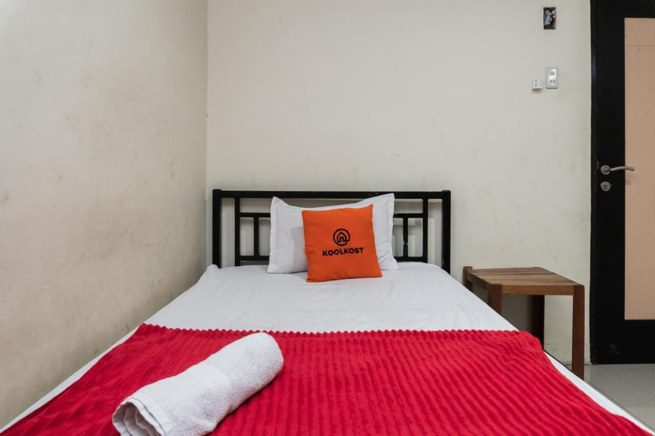 Hotel Koolkost Near State Museum Of North Sumatera Medan Exterior foto